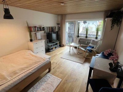 Einzimmerwohnung mit Bergblick und separater Küche