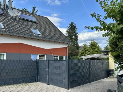 Moderne Doppelhaushälfte . Förderfähig – ideal für Familien, sofort bezugsfertig, provisionsfrei