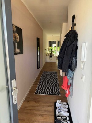 Wohnen im Neubau mit Blick ins Grüne