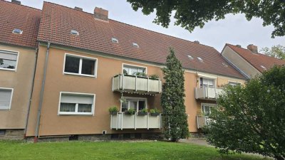 Helle 4-Zimmer-Wohnung mit Mansardenzimmer, Balkon & Gemeinschaftsgarten – Platz für Familie & Hobby