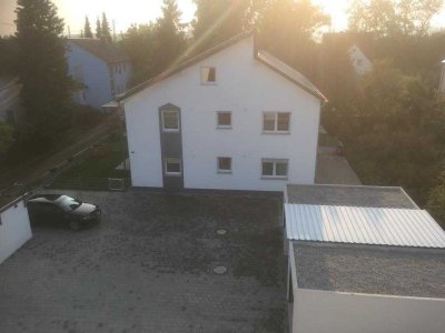 Neuwertige 1-Raum-Erdgeschosswohnung mit Terassse in Meitinge
