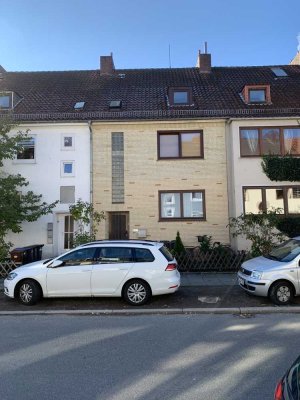 2-Zimmer-Wohnung mit EBK und SÜD-Dachterrasse ab 01.08.2025