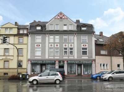 Zweizimmerwohnung mit original Holzdielen und großer Wohnküche