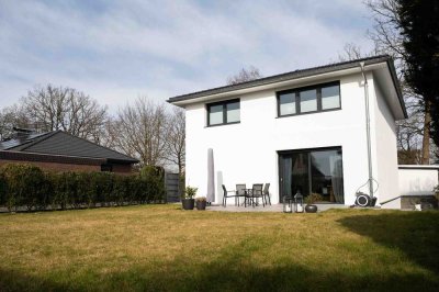 Exklusive 6-Zimmer-Stadt-Villa mit luxuriöser Innenausstattung in eine Sackgasse in HH-Duvenstedt