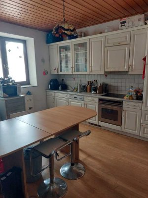 104 qm verteilt auf 3 ZKB++ ab 01.. 10. 2025