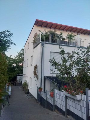 1900.0 € - 125.0 m² - 5.0 Zi.