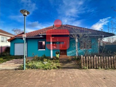 moderner & energiesparsamer Bungalow auf tollem Sonnengrundstück!