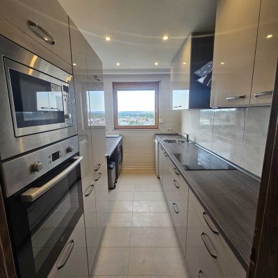 Schöne 2 ZKB-Wohnung mit Blick