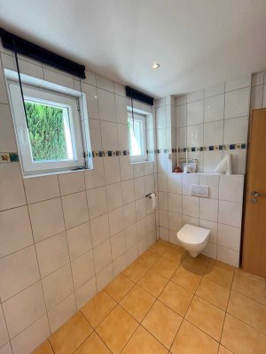 Schöne 3-Zimmer-Erdgeschosswohnung mit Terrasse/Garten und Einbauküche in Sulzbach