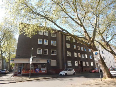 Große Erdgeschosswohnung! 2 Zi/K/D/B in Gelsenkirchen Schalke