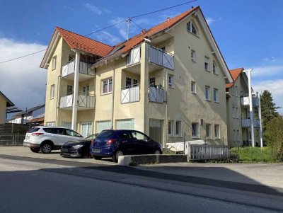 Privatverkauf - Schöne 3-Zimmer-Wohnung mit seitlichem Balkon in Volkertshausen