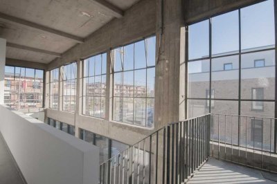 Panzerhalle provisionsfrei! Design-Loft mit Küche und Aufzug (3 ZKB-ETW)