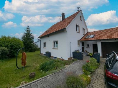 Familienfreundliches Einfamilienhaus mit großem Grundstück in Blaustein-Weidach  - provisionsfrei!