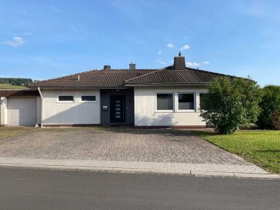 Ein Ort zum Ankommen – Ihr Zuhause mit Weitblick, Garten und Einliegerwohnung in Schönecken