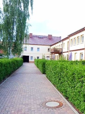 *Noch in der Sarnierung * wunderschöne 2-Raum-Whg. mit Garten im Zentrum von Werder