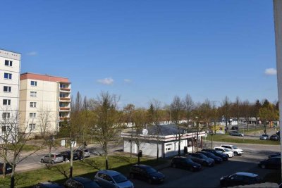 Erstbezug nach Sanierung ! Top 3-Raum Wohnung ab sofort zu vermieten! NEU