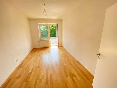 2 ZIMMERWOHNUNG MIT BALKON - NÄHE HERZ JESU KIRCHE"