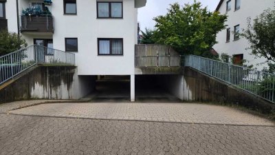 Geräumige Terrassenwohnung mit Garten, altersgerecht, provisionsfrei, sofort beziehbar