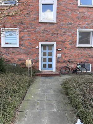 Sofort Bezugsfrei! Helle Obergeschosswohnung mit Balkon!