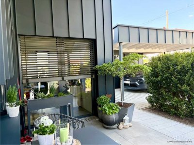 Ästhetik trifft ökologische Spitzenklasse! Einzigartiger Bungalow mit ganzjährig beheiztem Pool.