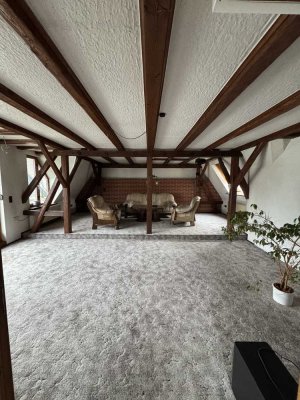 Historisches Fachwerkjuwel mit uriger Zapfanlage im Gewölbekeller