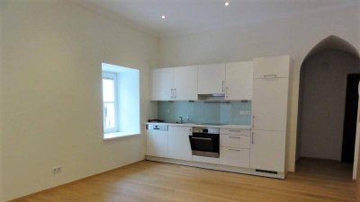 Miete: Gemütlich Wohnen in der historischen Stadt Radstadt - Modernes Wohnstudio im Stadtzentrum - Ski amadé