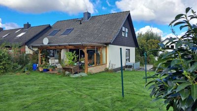 Seelze OT Harenberg - Großes, gepflegtes Haus mit Keller auf ca. 1.200 m² Grundstück