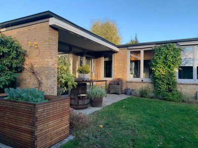 Moderner Bungalow- 92 m² - mit Garten und großem Keller
