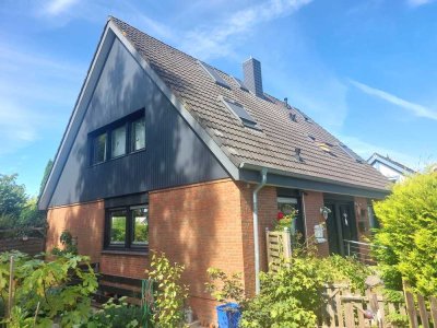 Fußläufig zum Strand: Schöne 4-Zi-EG-Whg. (ca. 110 m²) mit Garten + Terrasse in ruhiger Wohnlage.