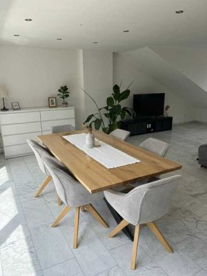 Hochwertige 3-Zimmer-Dachgeschosswohnung mit schöner Dachterasse in Bonn
