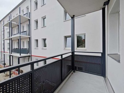 Frisch saniert! Moderne 3-Raum Wohnung mit Balkon