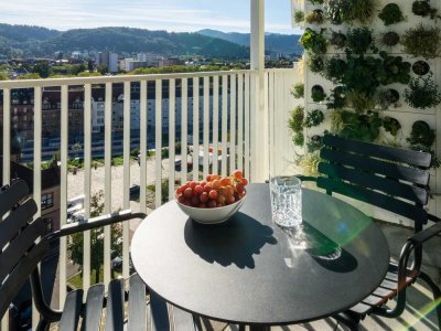 Ein perfektes Zuhause! Charmante 2-Zimmer-Wohnung mit einzigartigem Blick über Freiburg