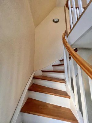 Neuer Preis!
Einfamilienhaus+ 3 Wohnungen!
Top Rendite möglich!