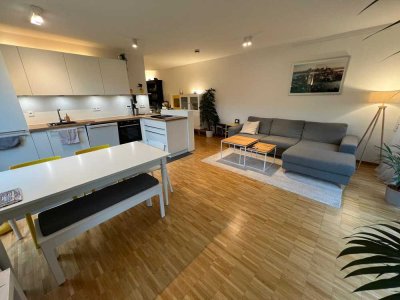 Stilvolle 4-Zimmer-Erdgeschosswohnung mit gehobener Innenausstattung mit Garten und EBK in Rastatt