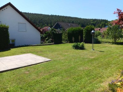 Spacious Family Home with Panoramic Views and Idyllic Garden