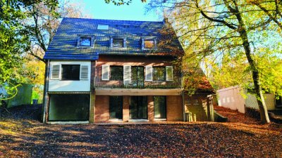 Freihstehende Luxusvilla direkt am Schloss Berge Park in Gelsenkirchen-Buer