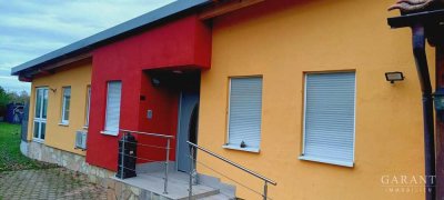 Doppelhaushälfte Bungalow in attraktiver Lage, nahe Rust