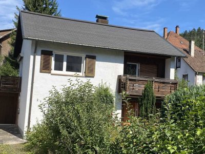 RESERVIERT - gepflegtes Einfamilienhaus mit Garten und Garage in ruhiger Lage