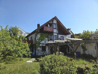 Gepflegtes EFH (Wfl. 130 m²) mit Doppelgarage, Garten, Terrasse und Balkon in begehrter Siedlungsla