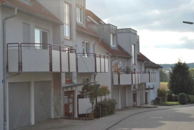 Von Privat: Helle 1-Zimmer-Wohnung sofort frei  mit Balkon, EBK & Top-Anbindung