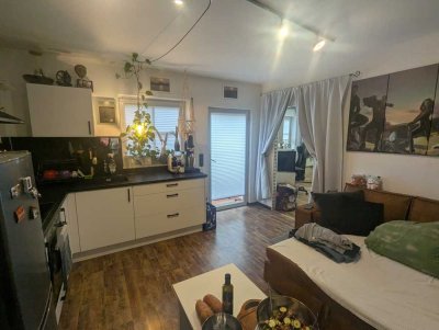 2-Zimmer-Einliegerwohnung mit EBK in Niedernberg