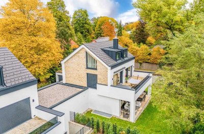 Exklusive Villa in Grünwald mit hochwertiger Ausstattung und Einliegerwohnung