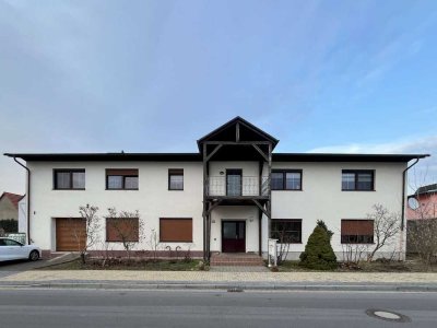 Leben im Grünen - 4-Zimmer Wohnung in Spröda mit Balkon und Garten