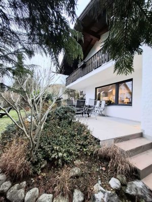 Absolut Zentral. Mit Baugrund. Grün. Am Inninger Bach. Modernisiert. Sofort. Tempo 30.