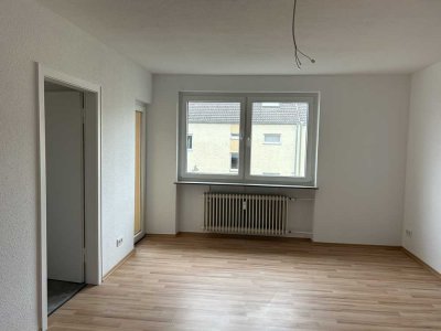 Wunderschöne 2-Zimmer-Wohnung mit Sonnenbalkon in Bodenheim