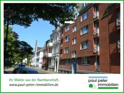 3-Zimmer-Eigentumswohnung mit Fahrstuhl, Kellerraum, PKW-Stellplatz in Neumünsters Innenstadt