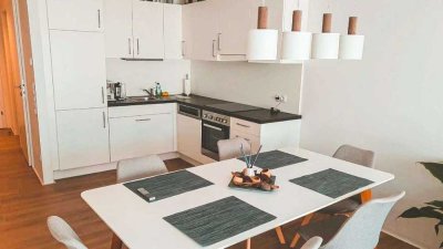 Geschmackvolle, modernisierte 1,5-Raum-Wohnung mit Balkon und Einbauküche in Eichstätt