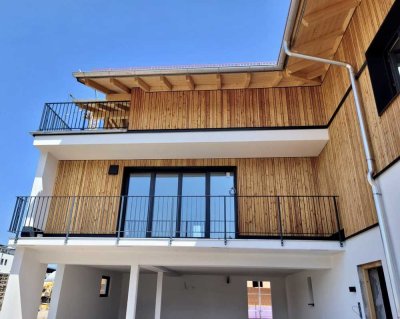 Exklusive 2-Raum-Wohnung mit gehobener Innenausstattung mit EBK in Bernried am Starnberger See