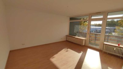 4 Zimmer mit Südbalkon, WG geeignet