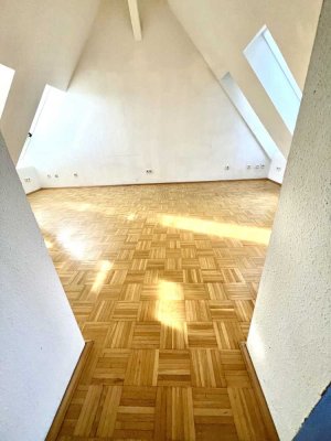 Attraktive, vollständig renoviertes Apartment mit gehobener Innenausstattung in Essen-Süden !!!